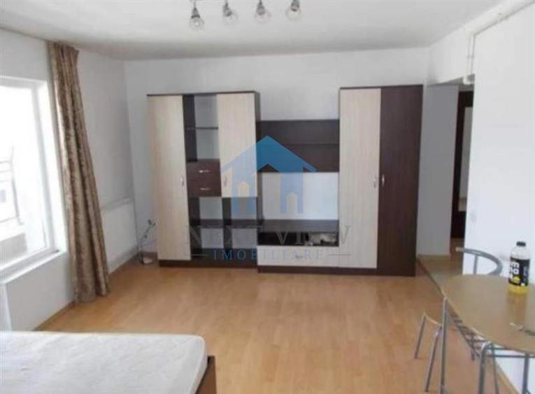 Garsonieră decomandată în Zorilor