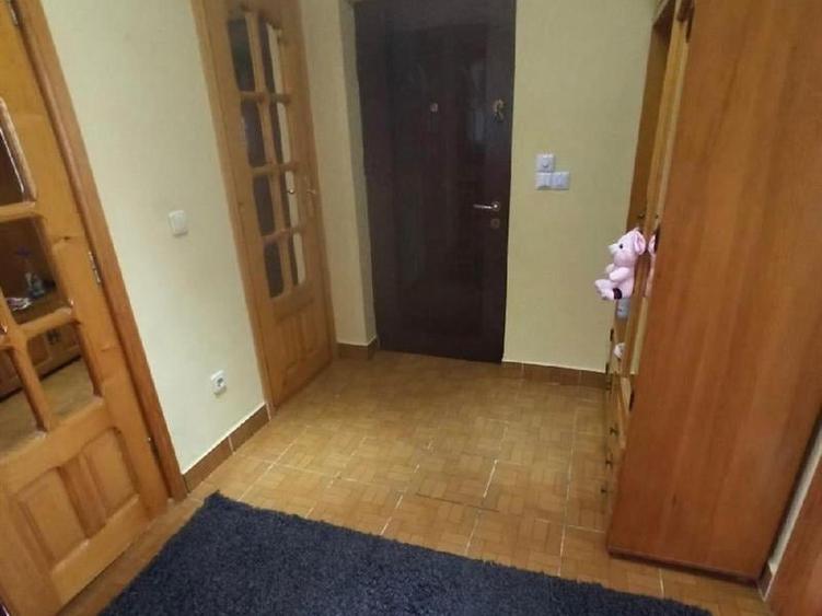 Apartament cu 2 camere decomandat în Ilișești