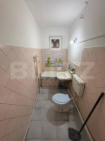Apartament cu 2 camere semidecomandat în Dâmbu Pietros