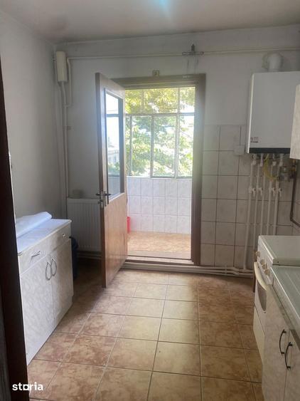 Apartament cu 2 camere decomandat în Tomis III