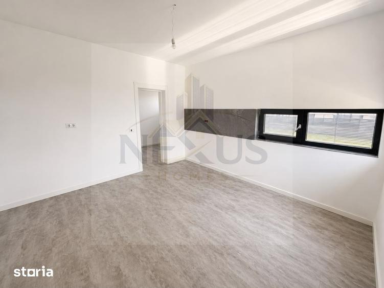 Casă cu 4 camere cu Teren 402 Mp în Aviatorilor