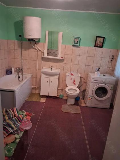 Casă cu 6 camere cu Teren 860 Mp în Tufești