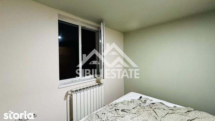 Casă cu 4 camere cu Teren 400 Mp în Central