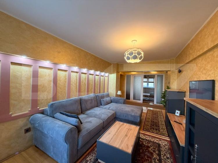 Apartament cu 4 camere decomandat, mobilat în Ultracentral