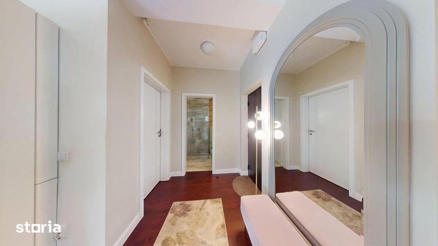 Apartament cu 3 camere în Central