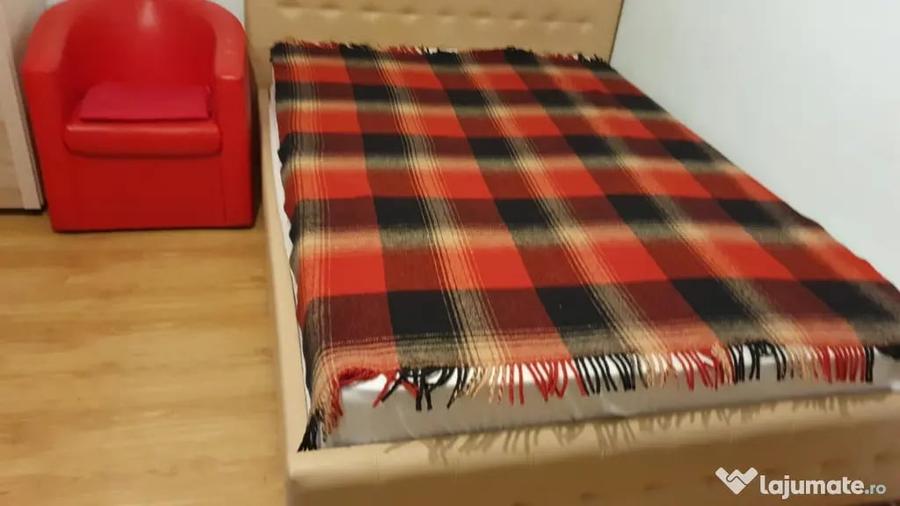 Garsonieră semidecomandată în Apărătorii Patriei