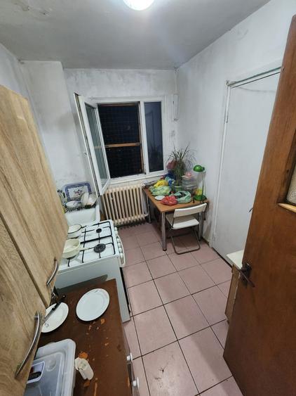 Apartament 3 camere Obregia - Piata Covasna - 7