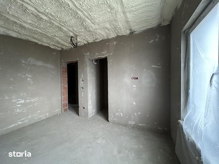 Casă cu 4 camere cu Teren 350 Mp în Central