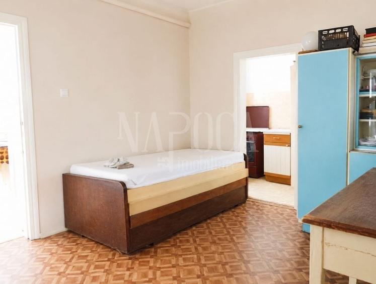Casă individuală cu 5 camere cu Canalizare în Rogerius