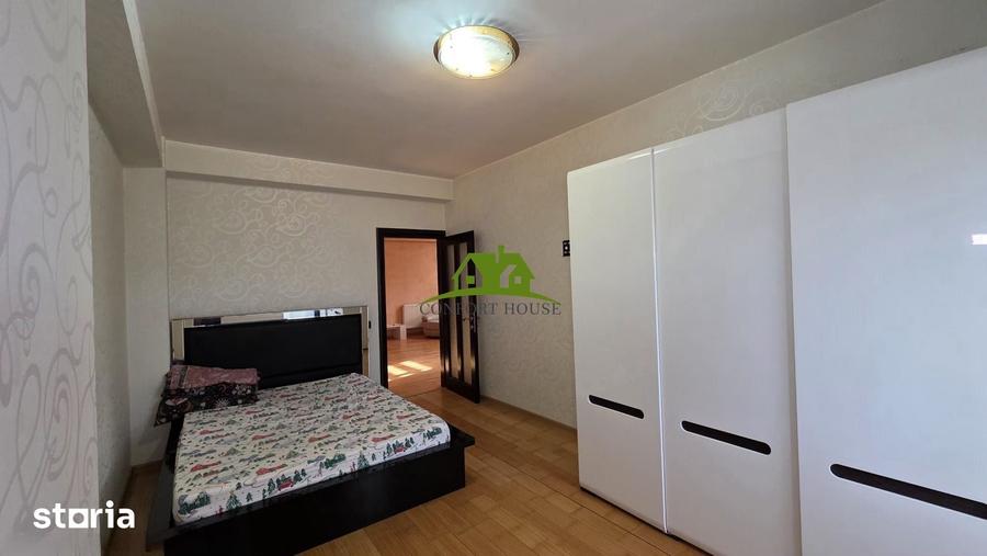 Apartament cu 3 camere în Republicii