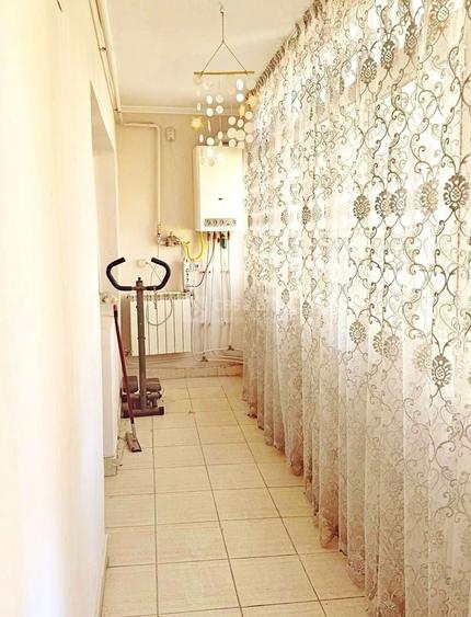Apartament cu 3 camere decomandat, mobilat în Central
