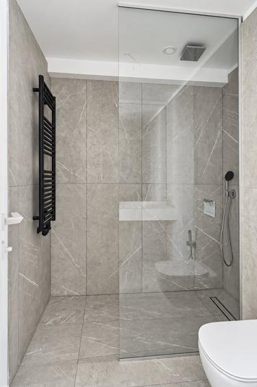 Apartament cu 4 camere în Lacul Tei