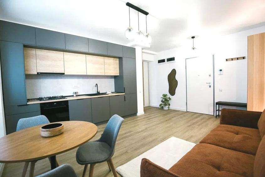 Apartament cu 2 camere semidecomandat, mobilat în Pipera