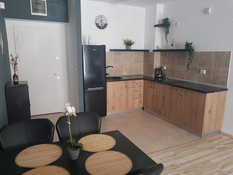 Apartament cu 2 camere decomandat în Sinaia
