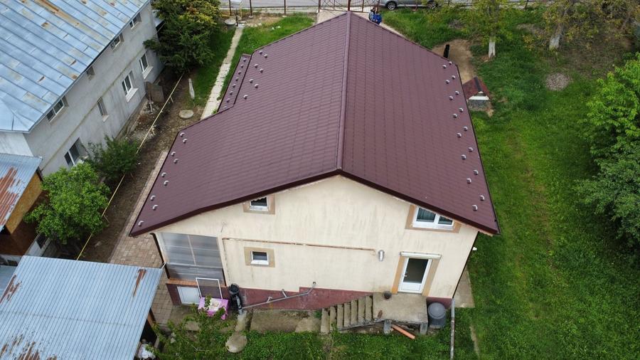 Casă cu 4 camere în Uiasca