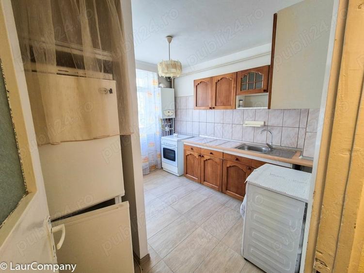 Apartament cu 2 camere decomandat în Eremia