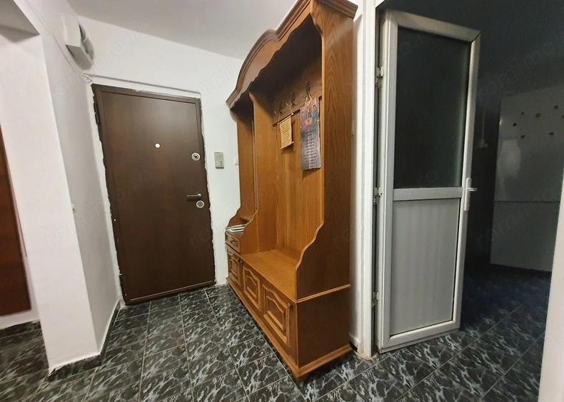 Apartament cu 4 camere decomandat, mobilat în Timpuri Noi