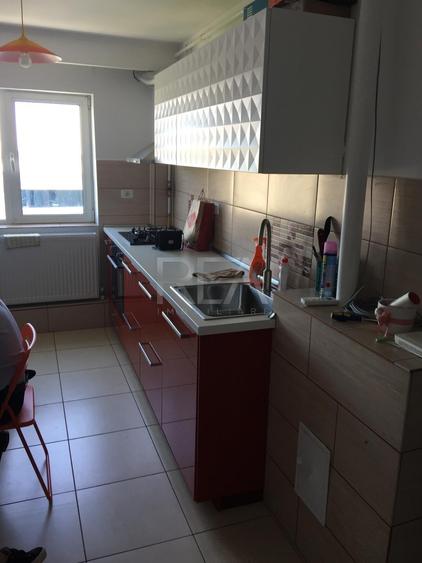 Apartament 3 Camere | 5 minute de metrou P-ța sudului | Removat | Centrală propr - 6