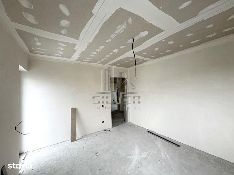 Casă cu 4 camere cu Teren 500 Mp în Chinteni
