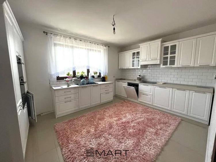 Casă cu 4 camere cu Teren 503 Mp în Șelimbăr