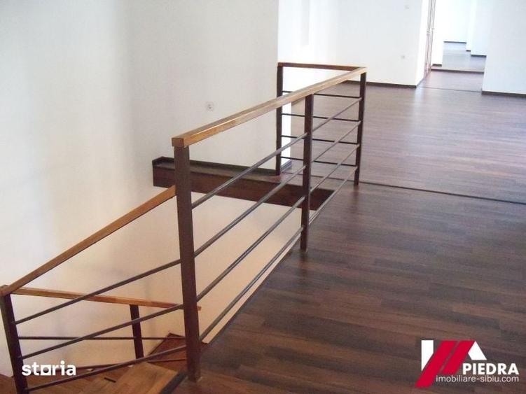 Spatiu Comercial, 300 m2, - 2