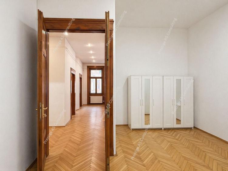 Birou, de 150 mp, în Ultracentral