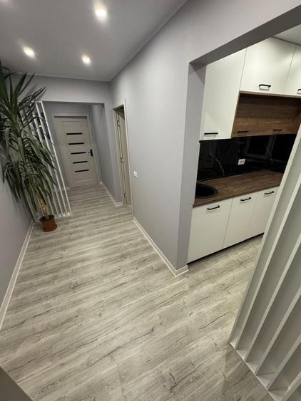 Apartament cu 2 camere decomandat în Energiei