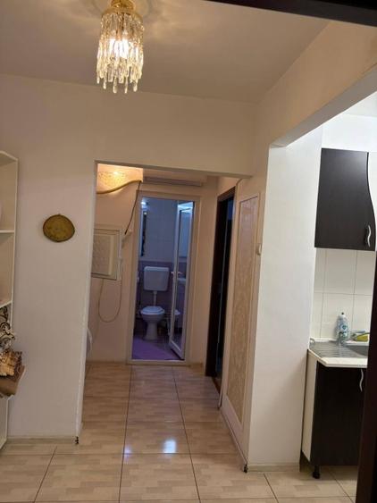 Apartament cu 2 camere decomandat în Km 4-5