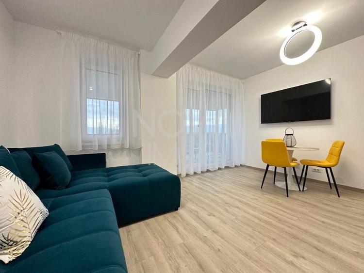 Apartament cu 2 camere semidecomandat, mobilat în Mihai Viteazul