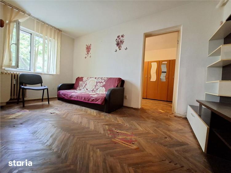 Apartament cu 2 camere, mobilat în Podu Roș