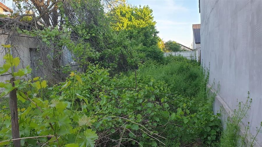 Casă cu 6 camere cu Teren 554 Mp în Chercea
