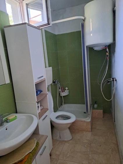 Casă cu 2 camere cu Teren 1400 Mp în Sârbova