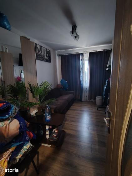 Apartament cu 2 camere semidecomandat în Trivale
