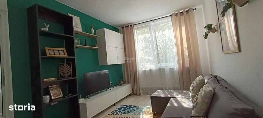 Apartament cu 2 camere decomandat în Micro 19