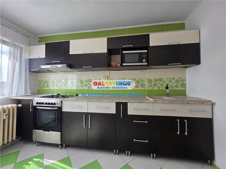 Apartament cu 3 camere semidecomandat, mobilat în Militari