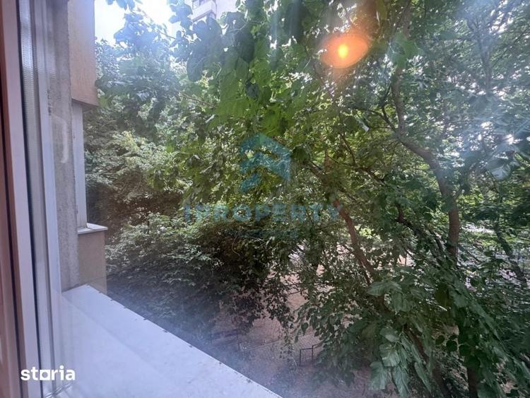 Apartament cu 2 camere semidecomandat în Grivița