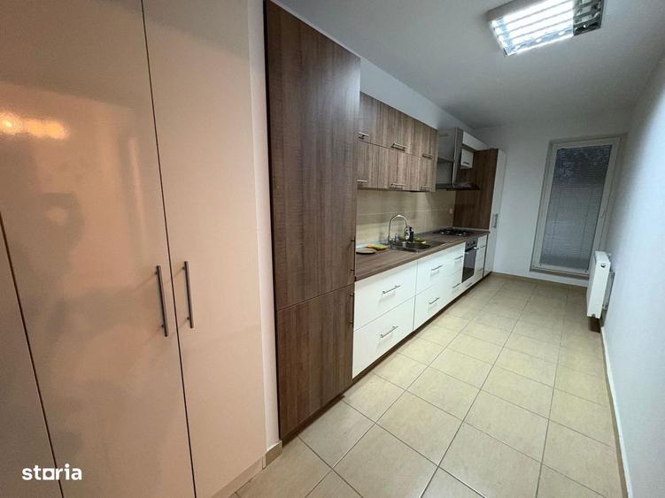Apartament cu 2 camere decomandat, mobilat în Metalurgiei — fotografia 3