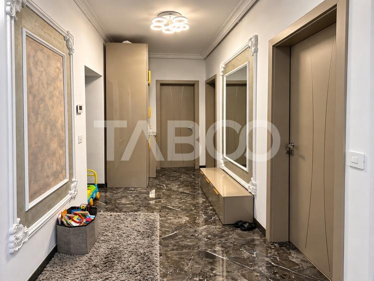 Apartament cu 3 camere decomandat, mobilat în Periferie
