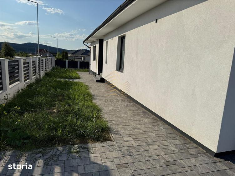 Apartament cu 8 camere în Central