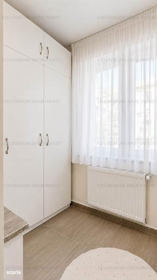 Apartament cu 3 camere decomandat în Tractorul