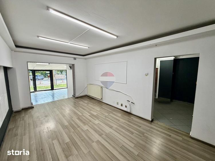 Spațiu comercial, de 61.2 mp, în Central