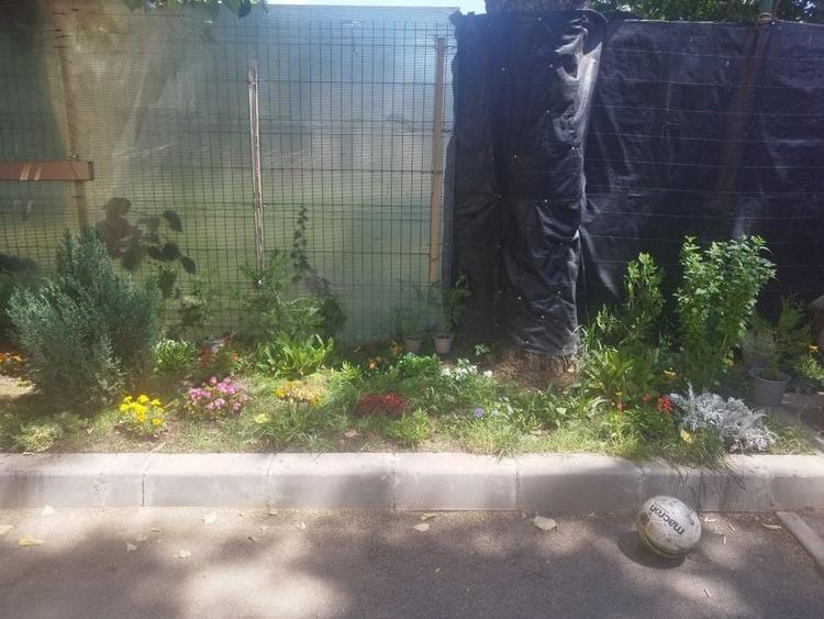 Apartament cu 3 camere semidecomandat, mobilat în Bucur Obor
