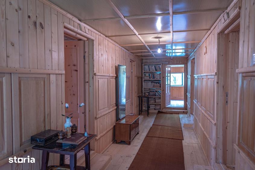 Casă cu Teren 2700 Mp în Brusturoasa