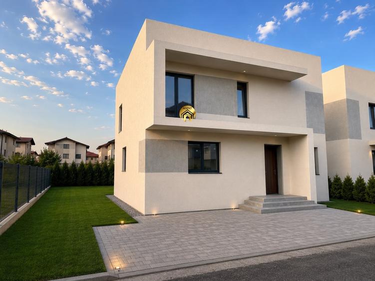 Casă individuală cu 5 camere cu Teren 300 Mp în Otopeni