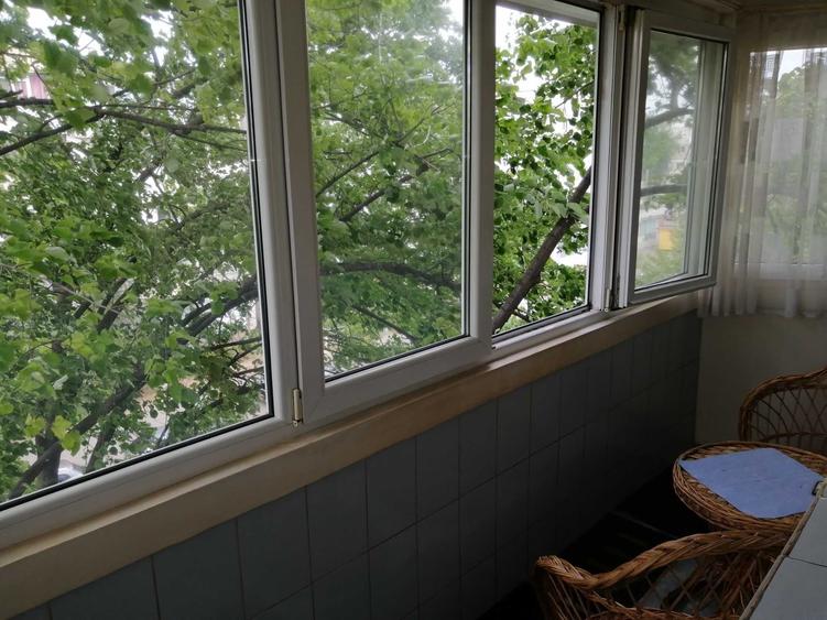 Apartament cu 2 camere decomandat în Micro 14