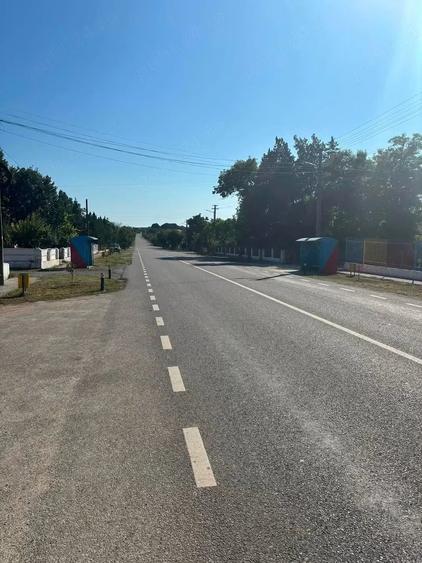 Teren de 849 mp, în Comana