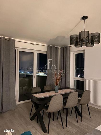 Apartament cu 3 camere decomandat în Libertății