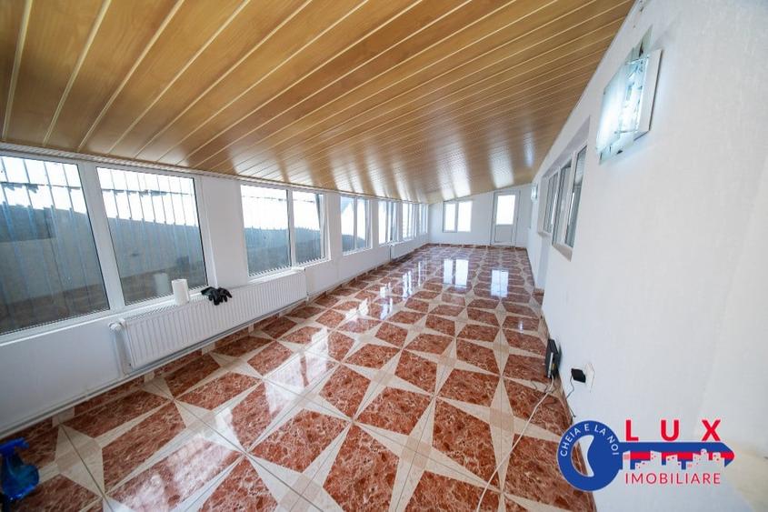 Casă cu 2 camere cu Teren 295 Mp în Babadag