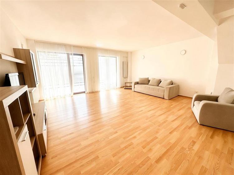 Casă individuală cu 3 camere cu Teren 150 Mp în Central