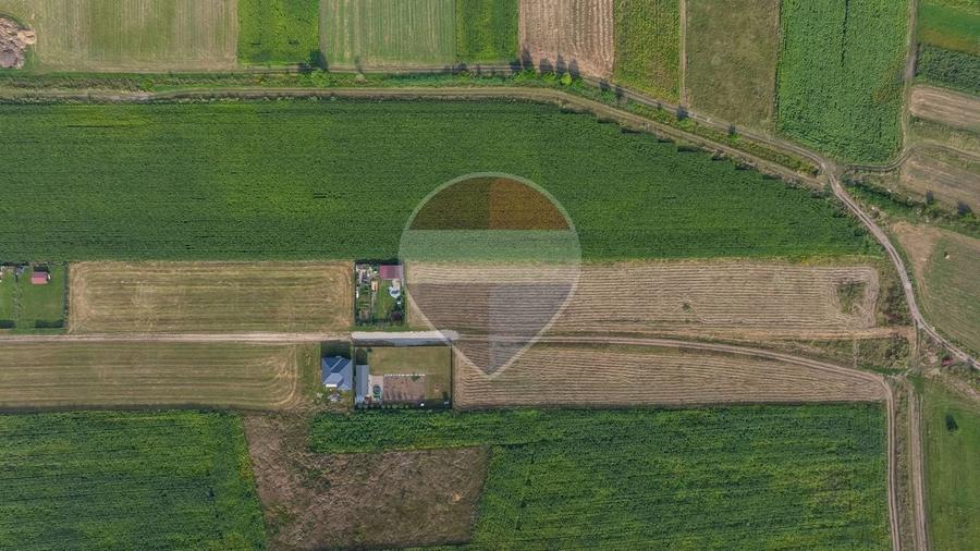 Teren agricol intravilan de 563 mp, în Bod